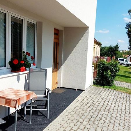 Apartman Jaruska Тин-над-Влтавоу Екстер'єр фото